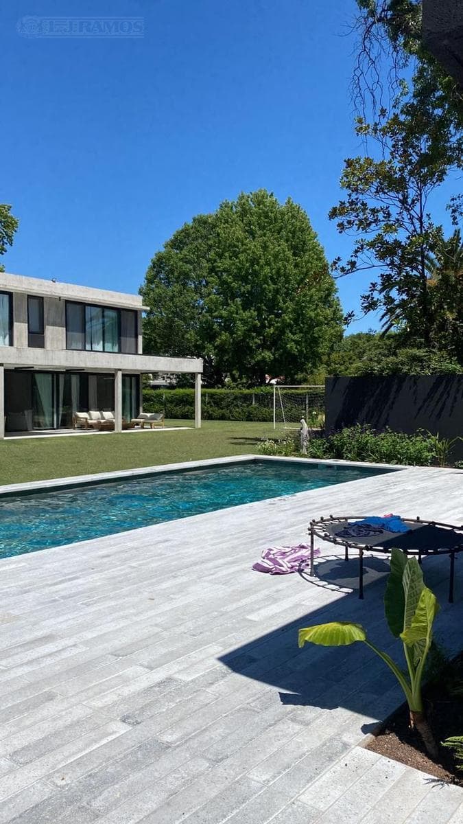 VERANO 2026- IMPECABLE CASA MODERNA EN BARRIO CERRADO DE 4 CASAS- Santa Rita- 17/12/25 al 15/2/26 - 1