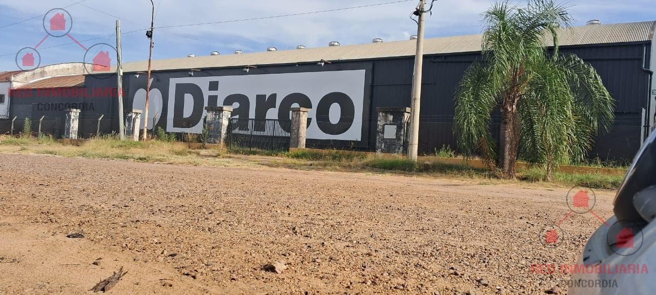 Galpón en Laprida y G Perez - 1