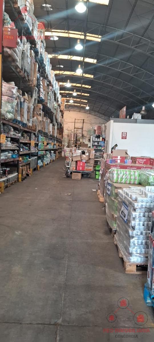 Galpón en Laprida y G Perez - 2