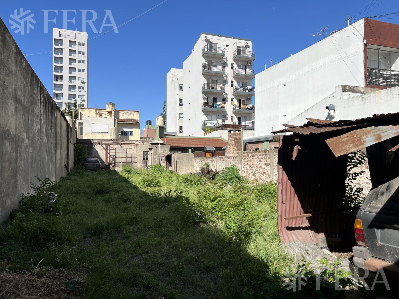 Venta de terreno de 315 m2 en Wilde - 1