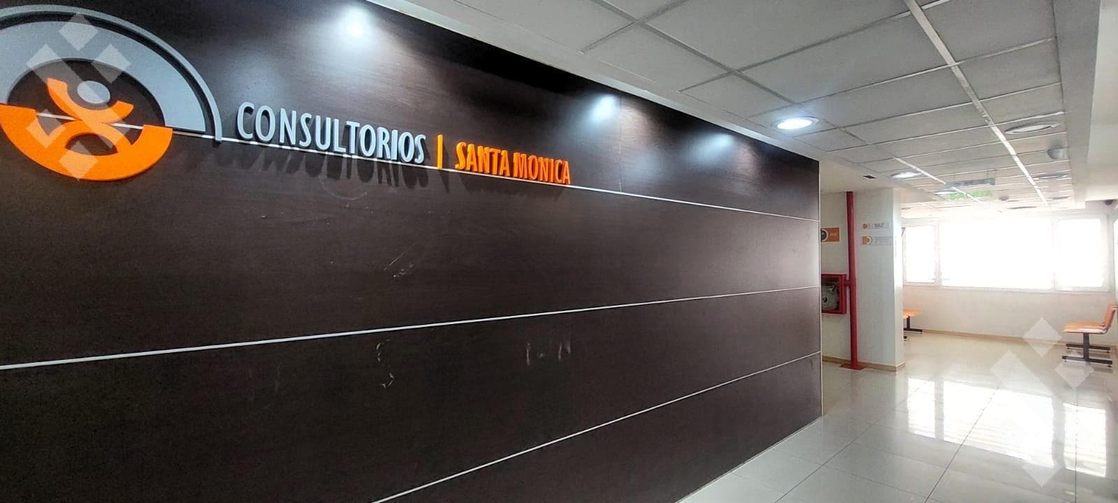 Venta Cochera en Consultorios Sta Mónica - Neuquén Capital - 1