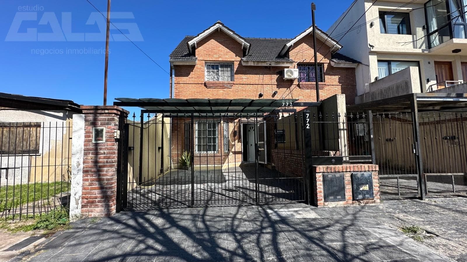 Dúplex de 4 ambientes en barrio residencial de Ituzaingó, listo para mudarse - 1