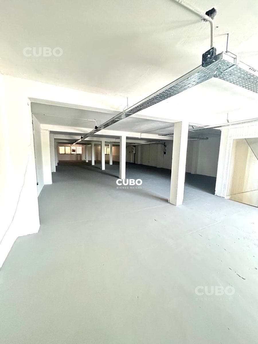 OPORTUNIDAD Galpon 3 niveles Reciclado Godoy Cruz - 1