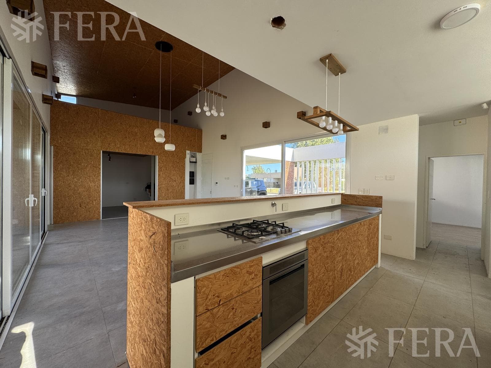 Venta Casa 4 ambientes con Cochera, Patio y Parrilla en Area 60 - Cnel Brandsen - 1