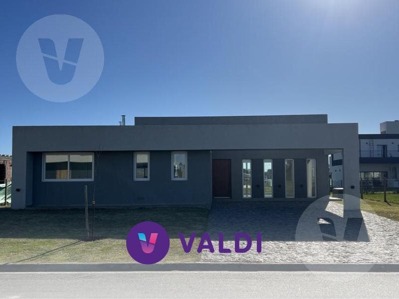 Casa en alquiler - Barrio San Simón, Canning - 1