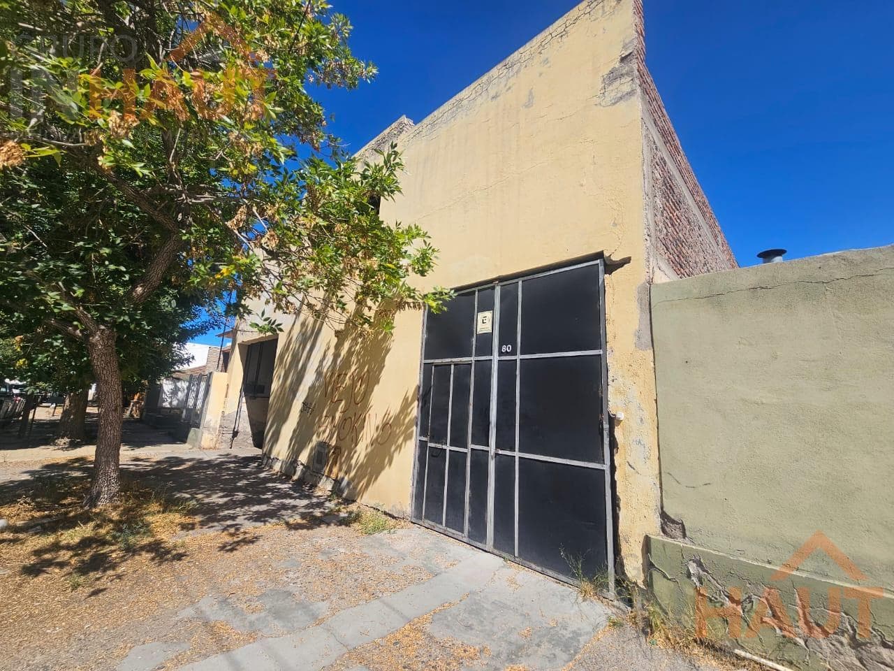 Venta de Galpon con casa - 1