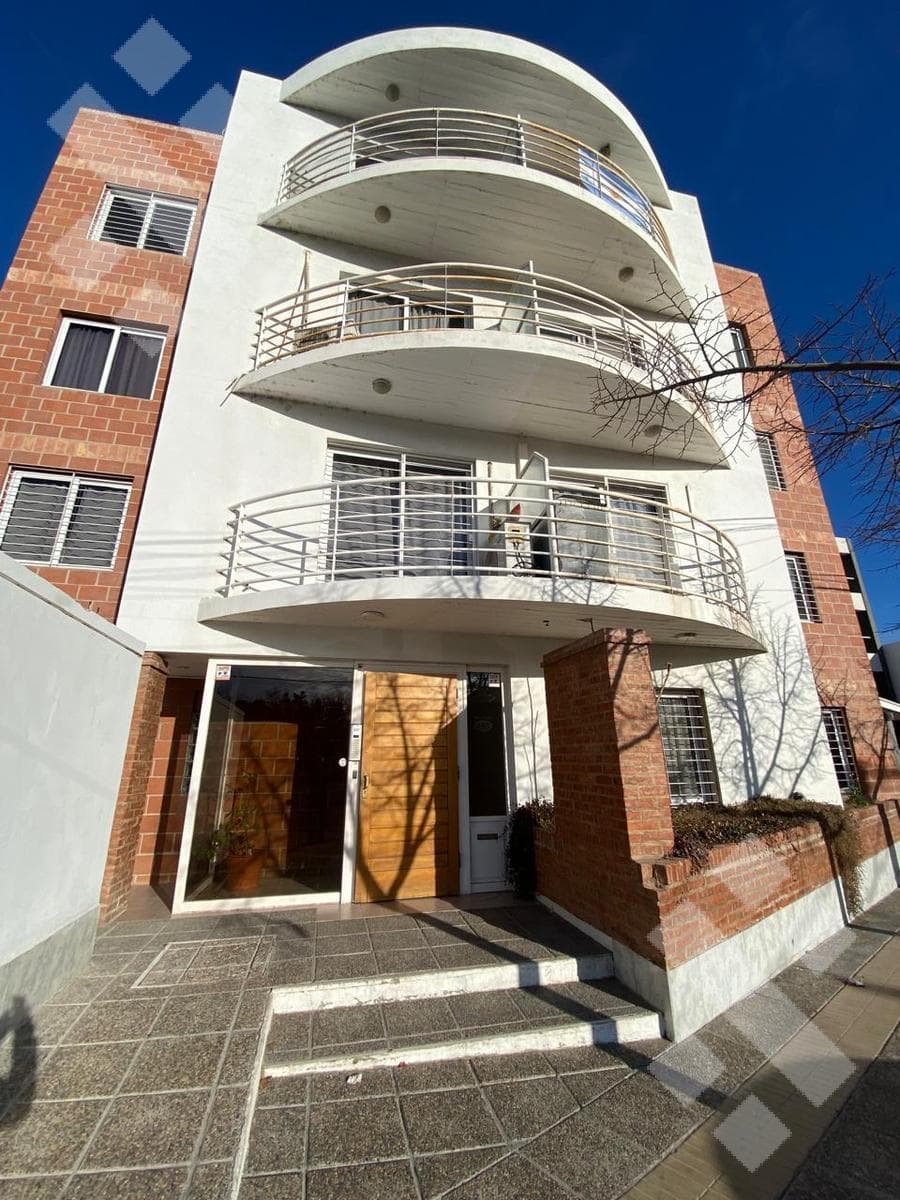 ALQUILER DEPARTAMENTO 2 DORMITORIOS - NEUQUEN, CAPITAL - 1