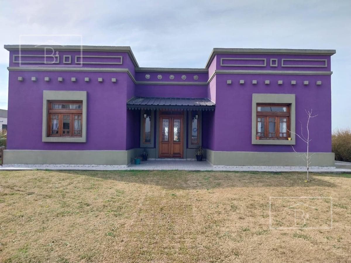 Casa en Alquiler en Barrio San Lucas. A la Laguna. Amoblada. - 1