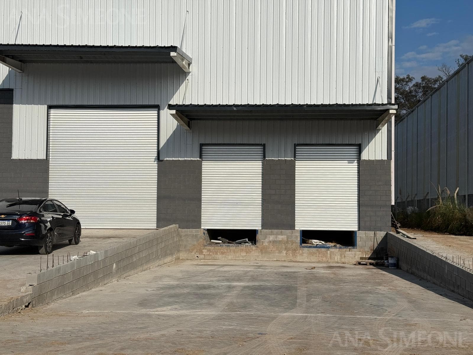 Galpón - Venta y Alquiler - Polo Industrial Ezeiza - 1