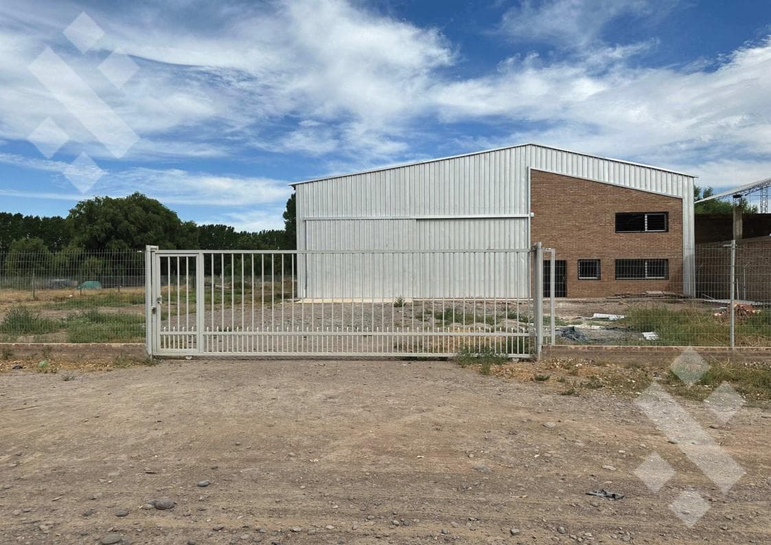Alquiler de Galpón en Parque Industrial,San Patricio del Chañar - 1