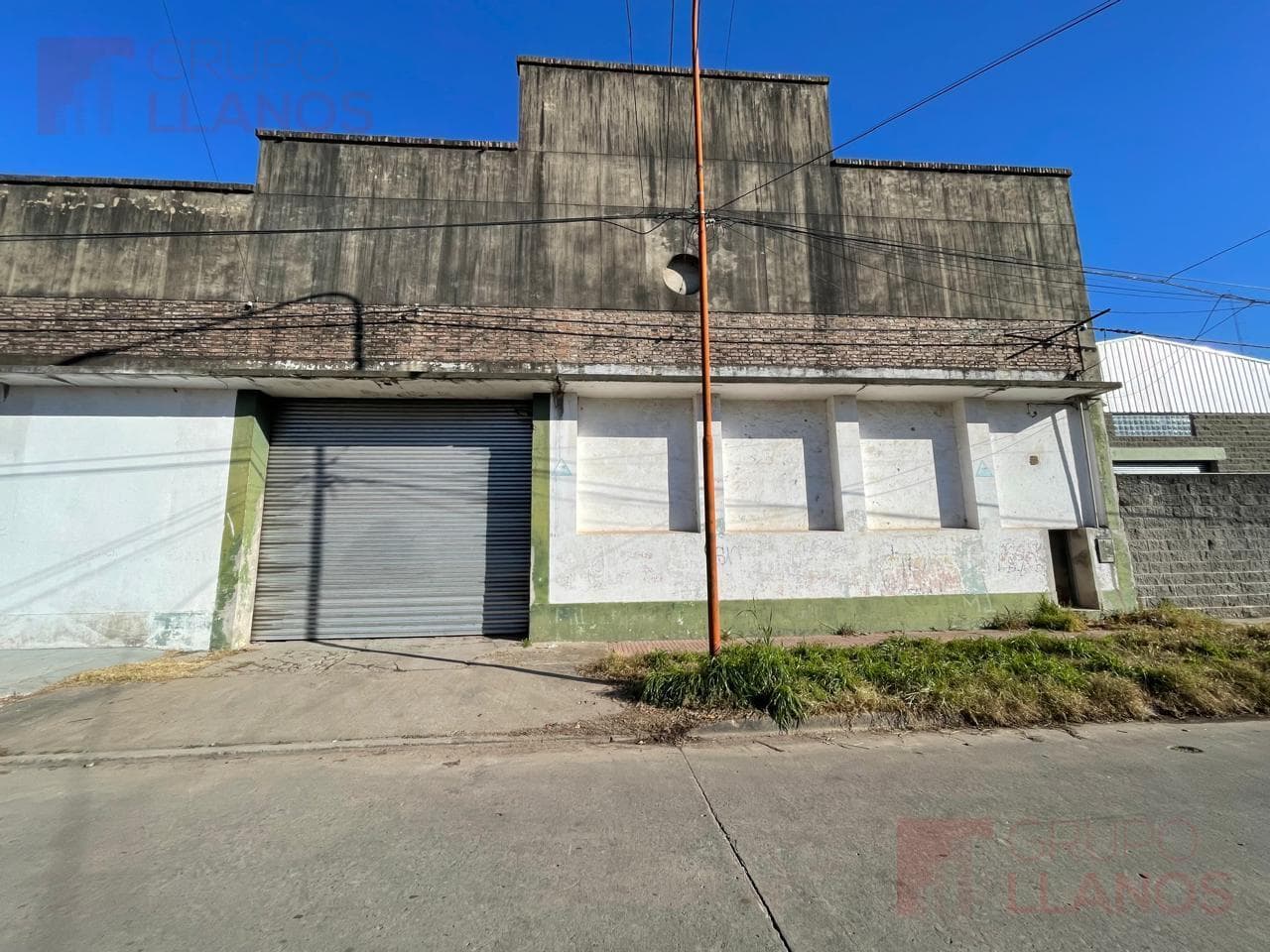 Galpón en alquiler en Lujan, B Hospital, con boxes y patio - 1