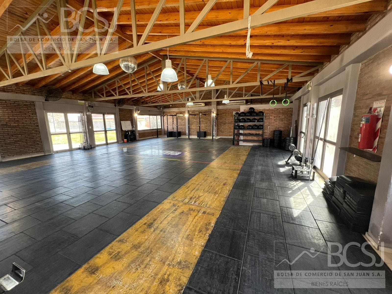 Complejo Recreativo en Santa Lucia - 2