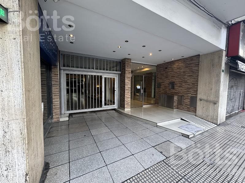 Cochera En Barracas - 1