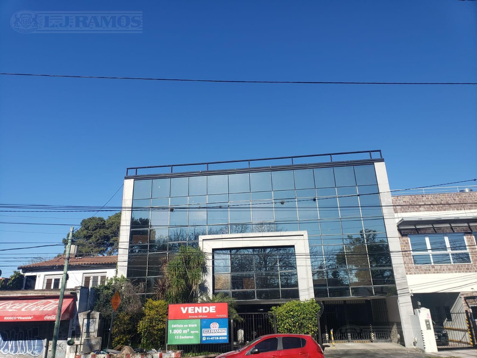 Edificio Comercial de 1.000 m2 en venta en San Isidro - 1