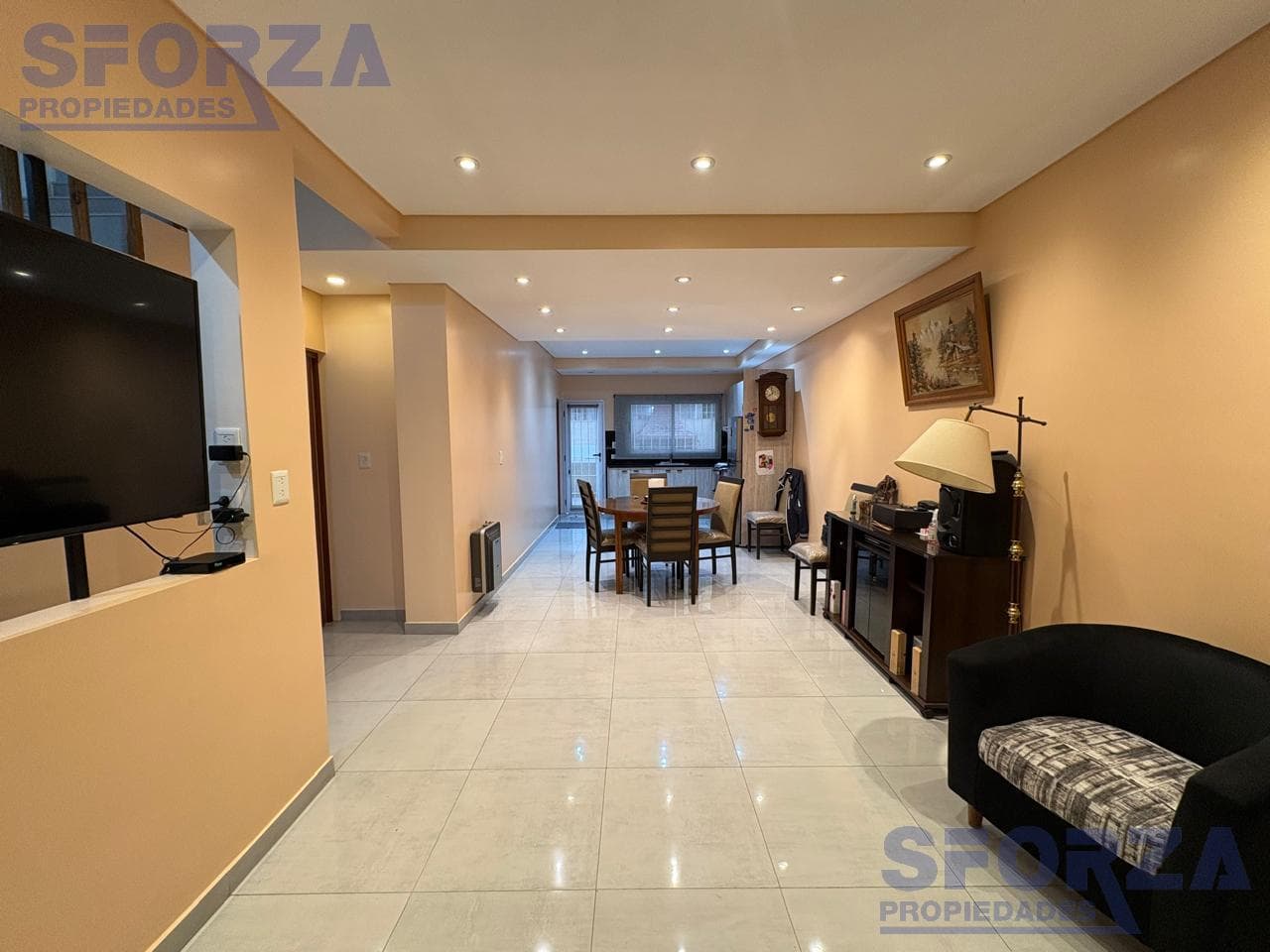 Venta triplex en Barrio cerrado - 1