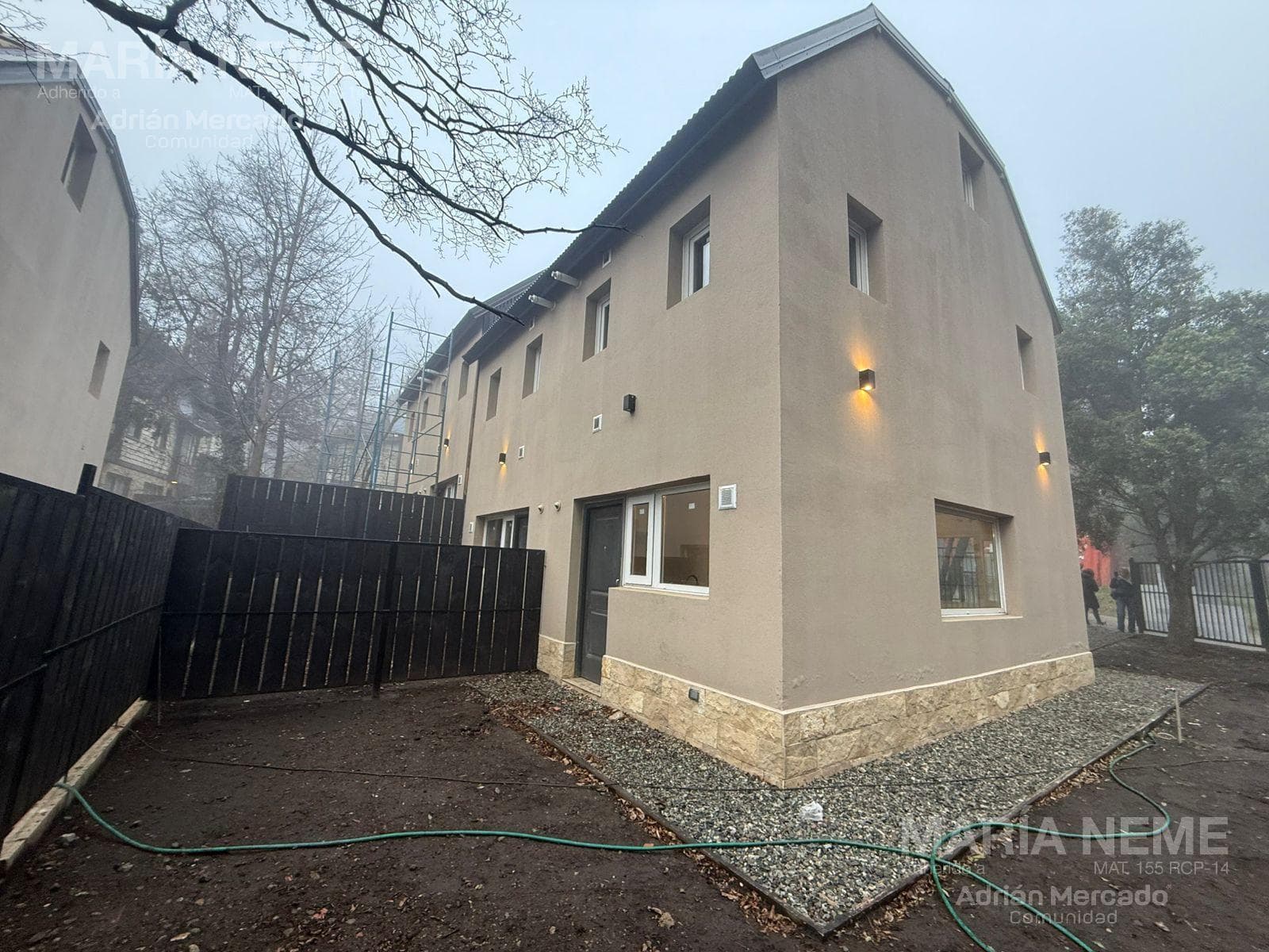 CASA EN PH A LA VENTA - POSIBILIDAD DE FINANCIACION - APTO CREDITO - BARRIO LAS MARGARITAS BARILOCHE - 2