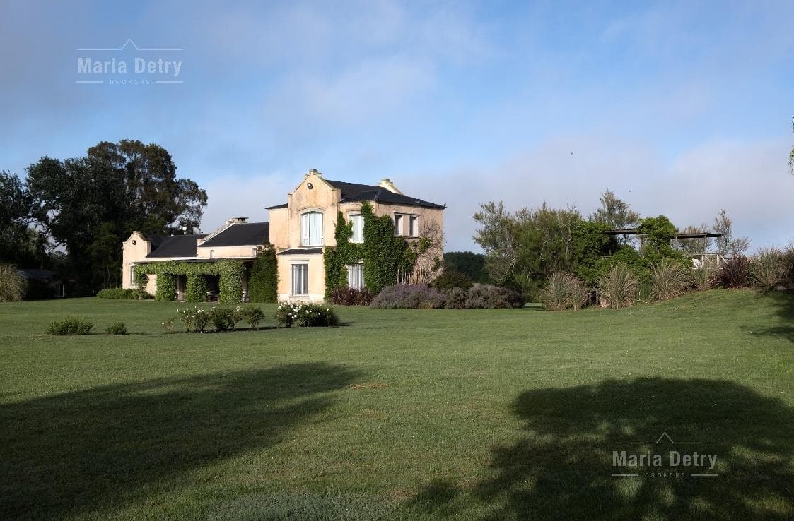 Chacra Ruta 226 entre Balcarce y Mar del Plata 6 dormitorios - 1