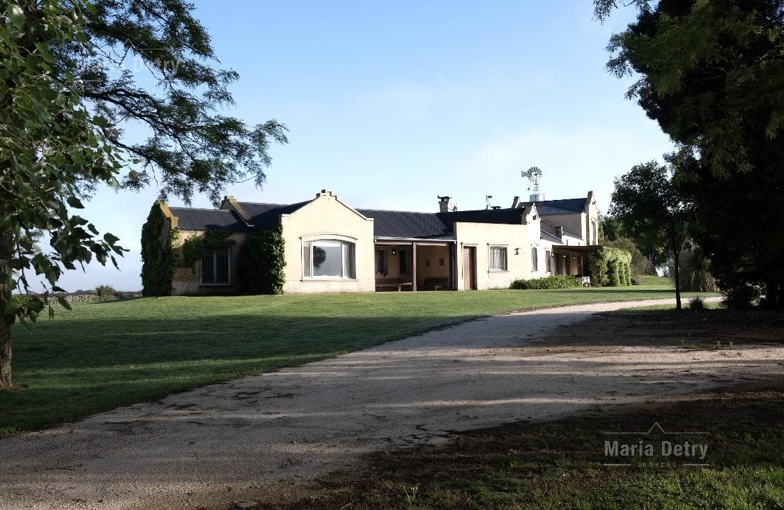 Chacra Ruta 226 entre Balcarce y Mar del Plata 6 dormitorios - 2