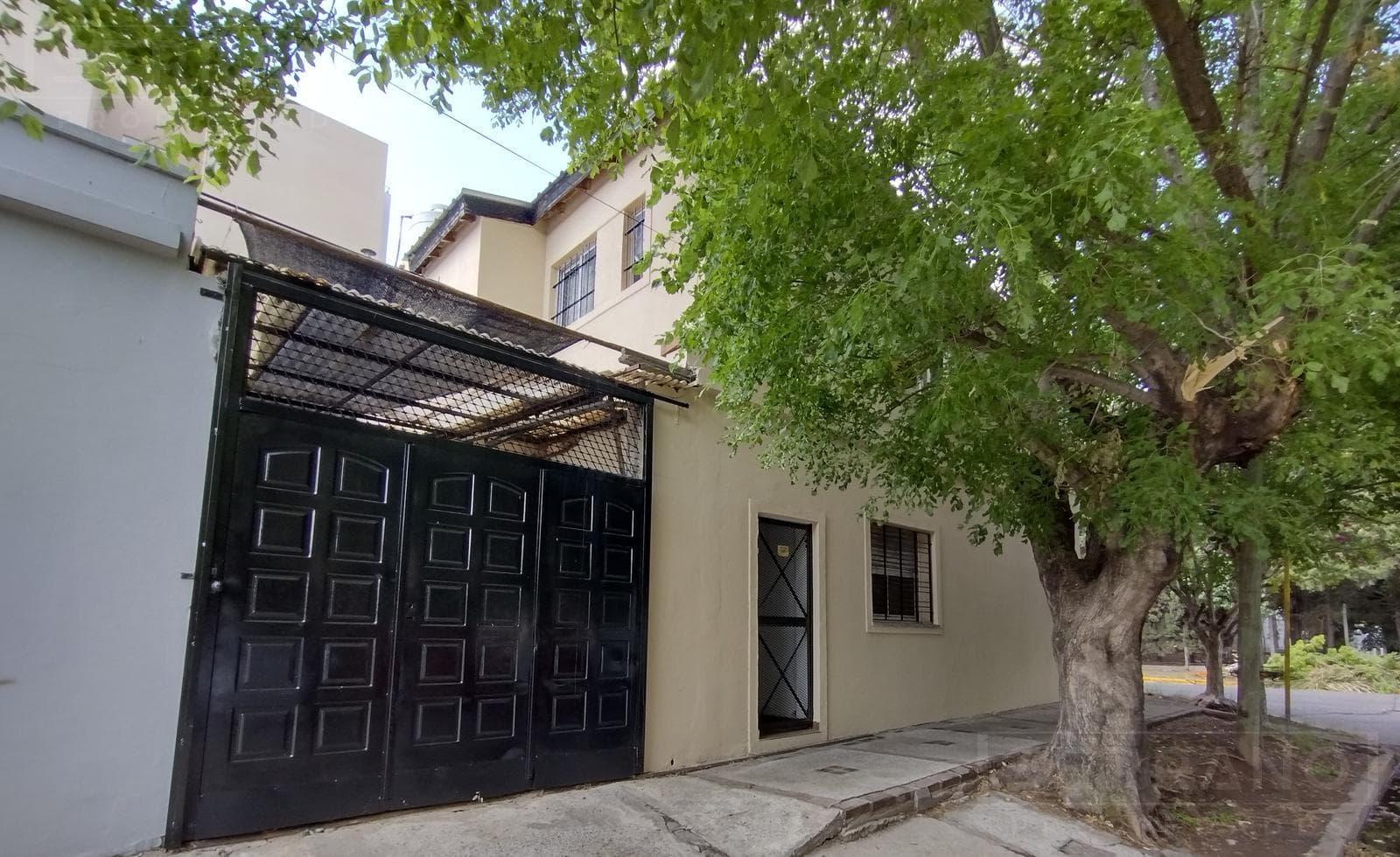 Venta. Casa 4 Ambientes. Quincho y Parrilla. Martin Coronado. Tres de Febrero - 1