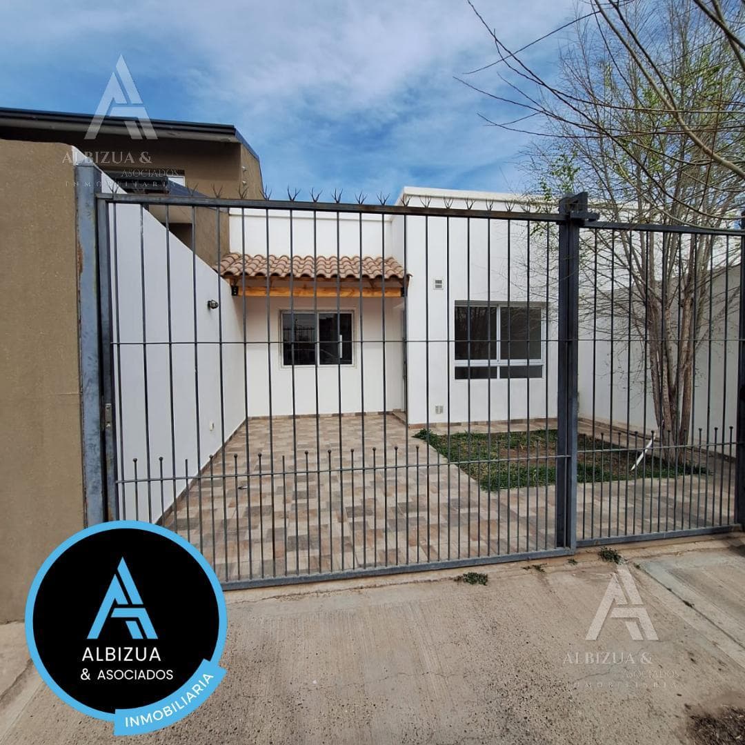 ALQUILER CASA 2 DORMITORIOS C/ PATIO Y PARRILLA - CINCO SALTOS - 1