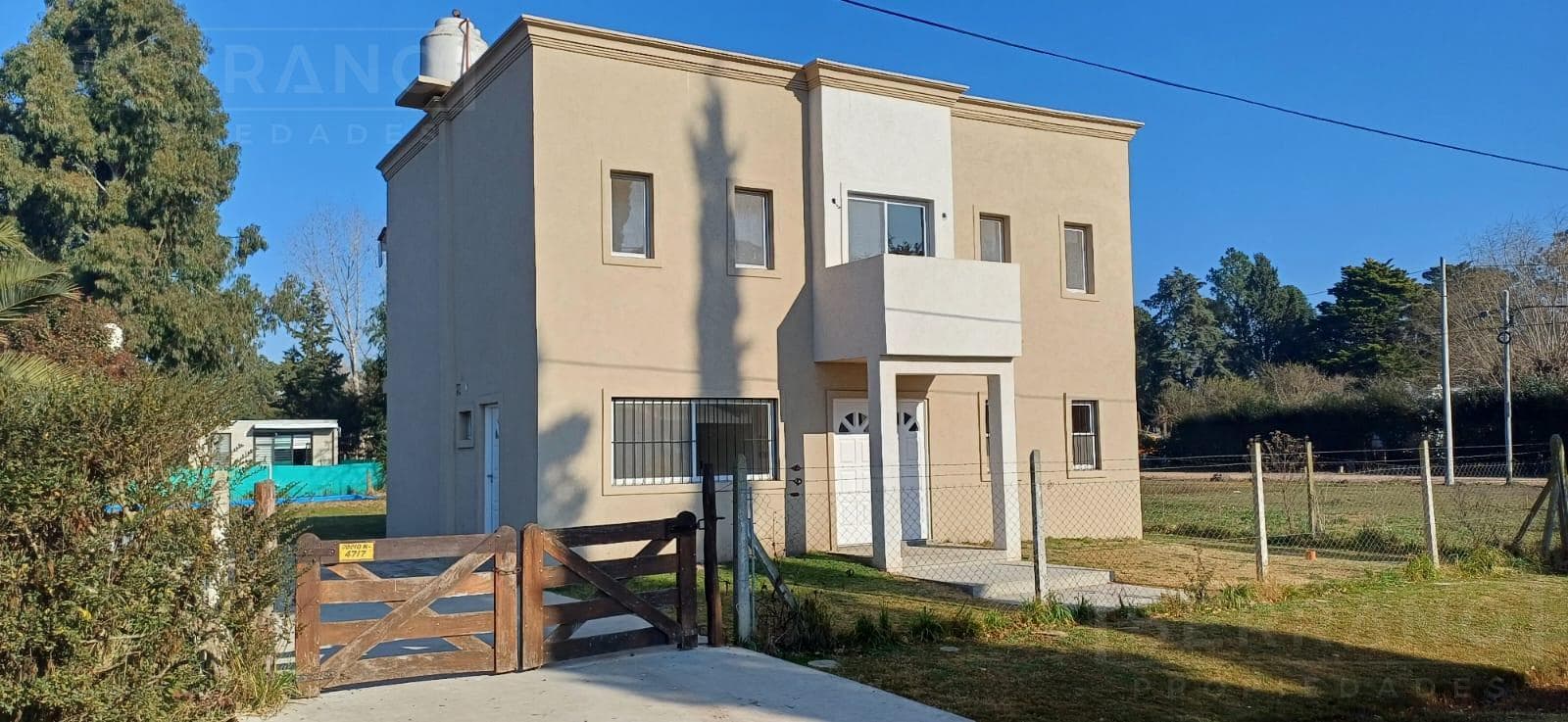 Venta casa 5 ambientes en Barrio Parque Sakura, Exaltacion de la Cruz - 1