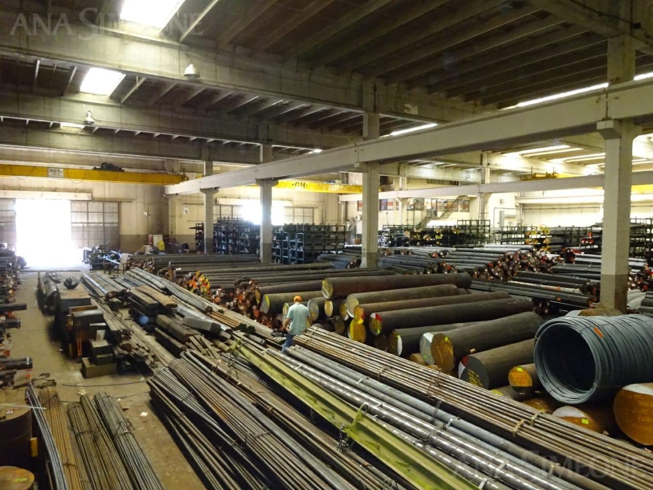 Nave Industrial - Alquiler - Loma Hermosa - 1