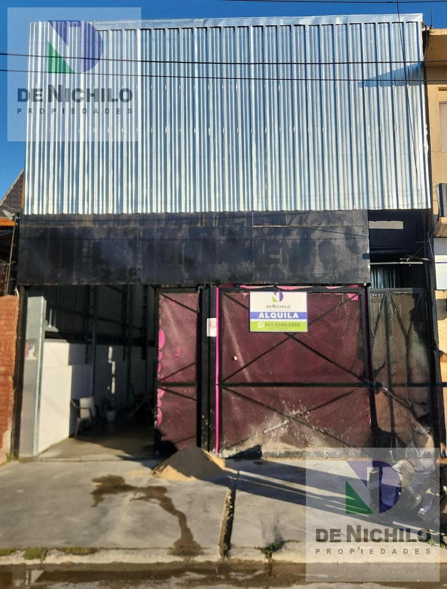 Local en Florencio Varela - 1