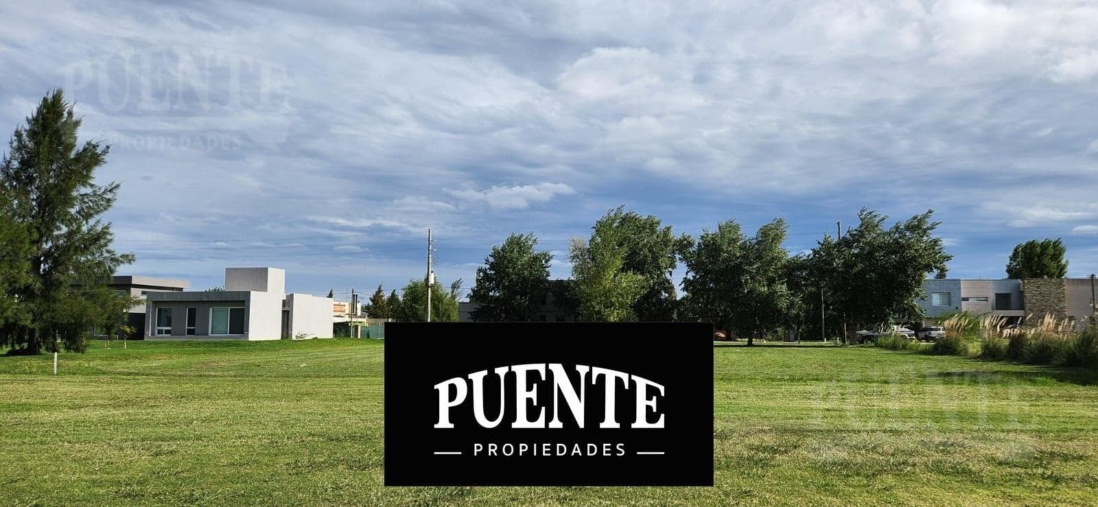 Terreno en Barrio Fincas de San Vicente Golf - 1