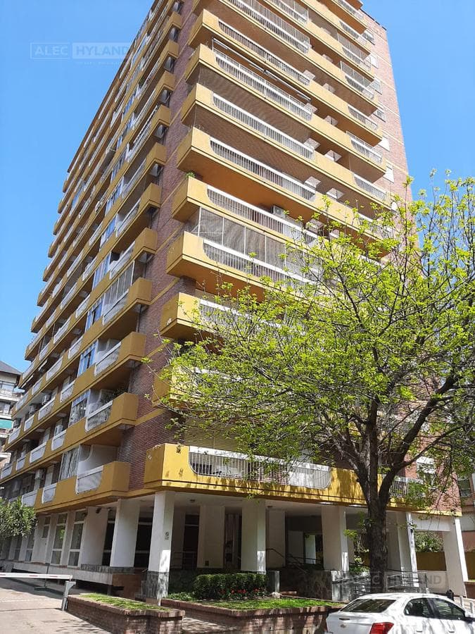 Departamento 3 Ambientes en Venta cerca de la estación San Isidro - 2