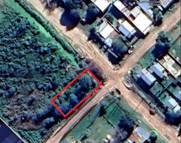 Terreno a la Venta sobre calles Mariano Moreno y Jujuy - 1