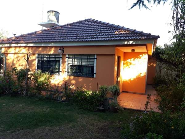 CASA lote 690 mts EN ESPECTACULAR UBICACION A METROS DEL ACCESO OESTE - 1