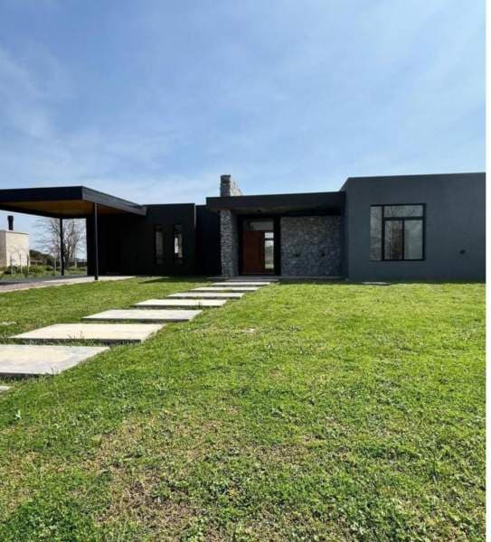 Casa 4 Ambientes, Country Everlinks, Lujan - 1